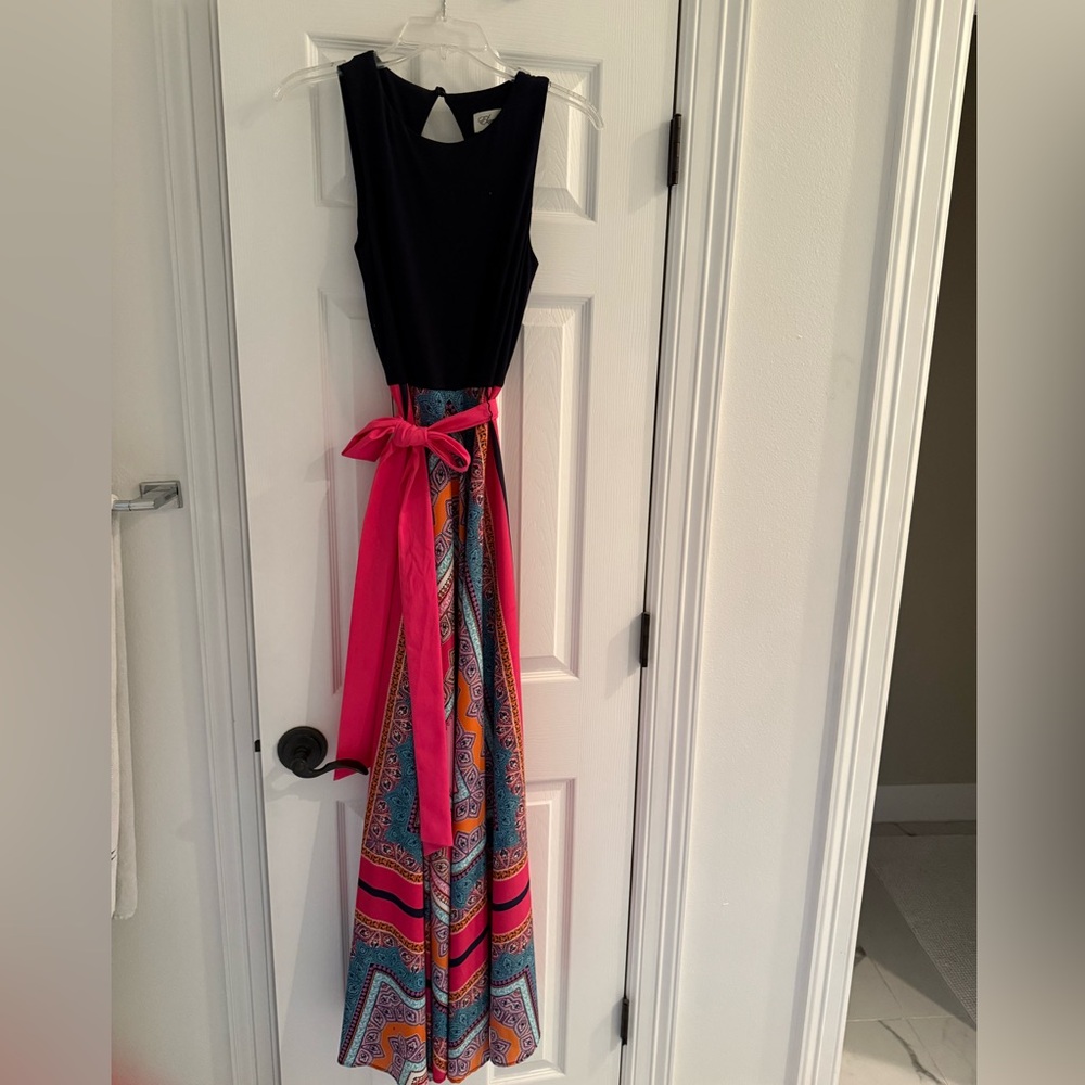 Eliza J. Two-toned maxi dress size 2